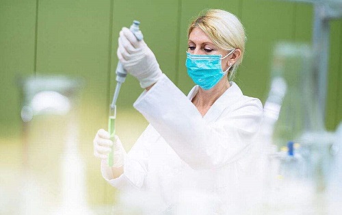 试管婴儿取卵手术对女性产生的副作用有哪些？